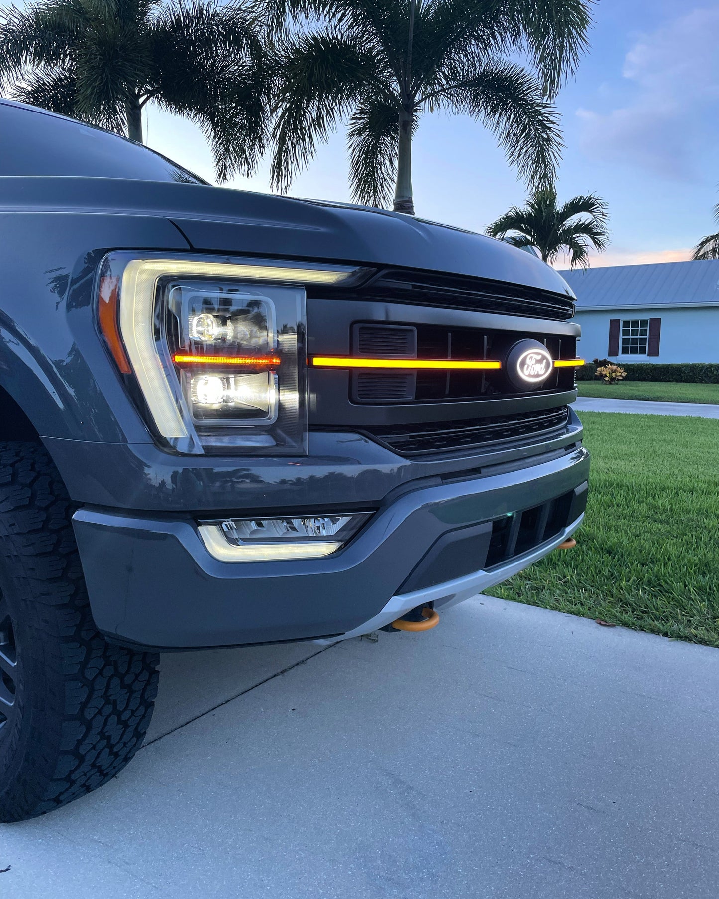 Tremor Amber Grille Lights